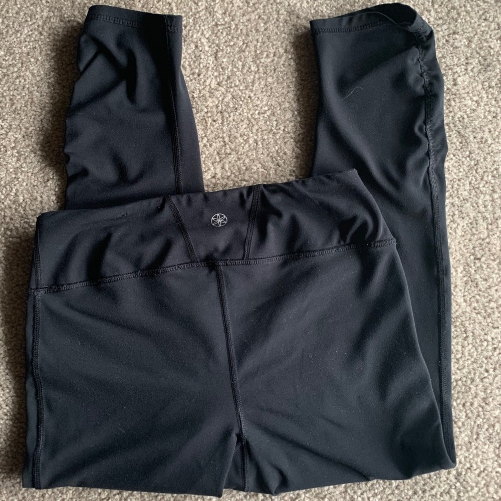 Gaiam Cropped Leggings - Picture 5 of 5